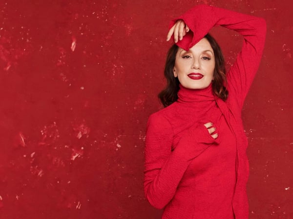 Luz Casal « Me voy a Permitir »