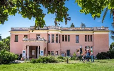 De villas en château, l'évolution du domaine Gastaud