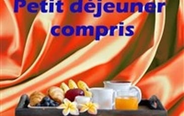 Petit déjeuner compris