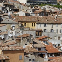 Réhabilitations et enjeux climatiques en centre ancien