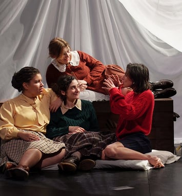 L’Incandescente et le Gang des cracheuses de sang