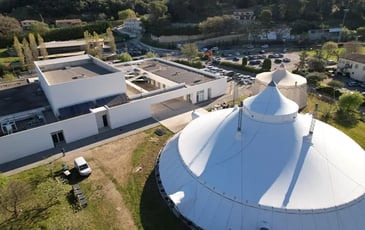 Visite guidée sur le thème du spectacle vivant et des arts du cirque.