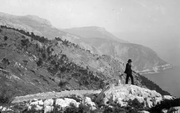 Exposition « Entre mer et montagne : les paysages des Alpes-Maritimes révélés par la photographie (1880-1940) »