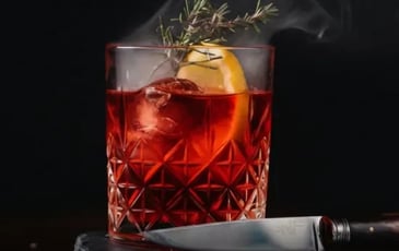 Serial Killer Speakeasy, Nice