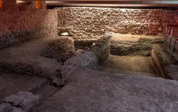 Visite de la crypte de Nice