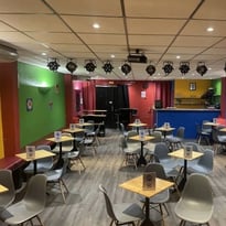 Le bouff' scène