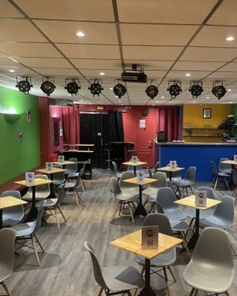 Le bouff' scène