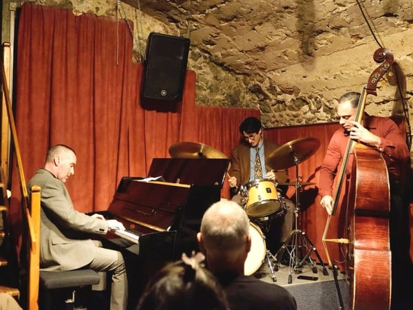 Olivier Slama Trio et Les 112
