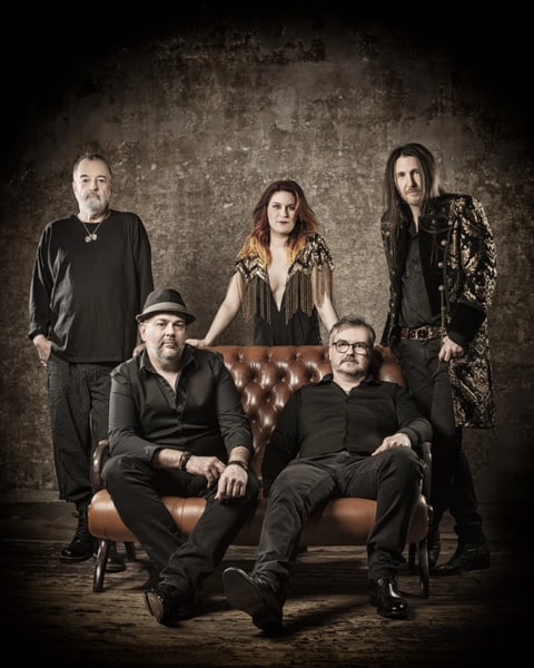 Jessie Lee & the Alchemists