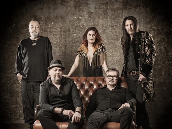 Jessie Lee & the Alchemists